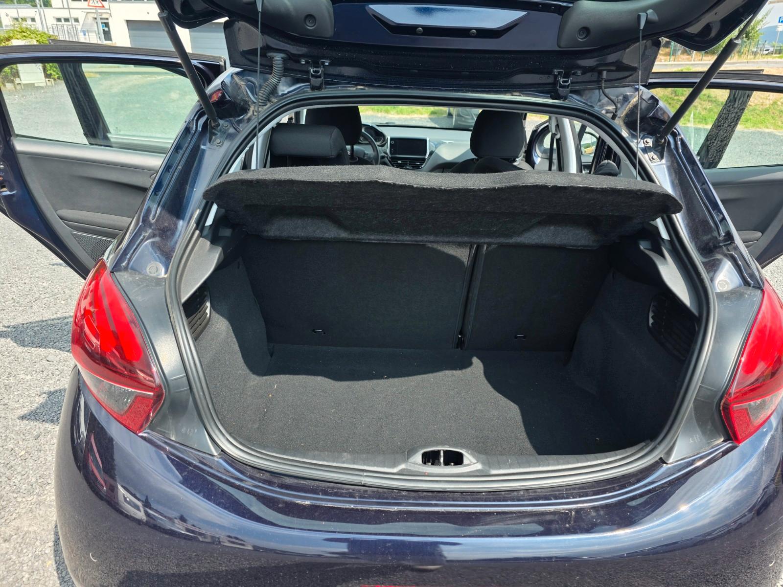 Peugeot 208 Active