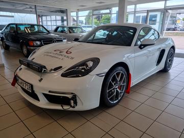 صورة 2 لـ 2019 Porsche CAYMAN