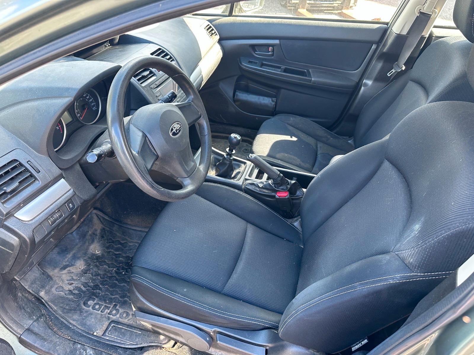 Subaru XV 2013 — фото 11