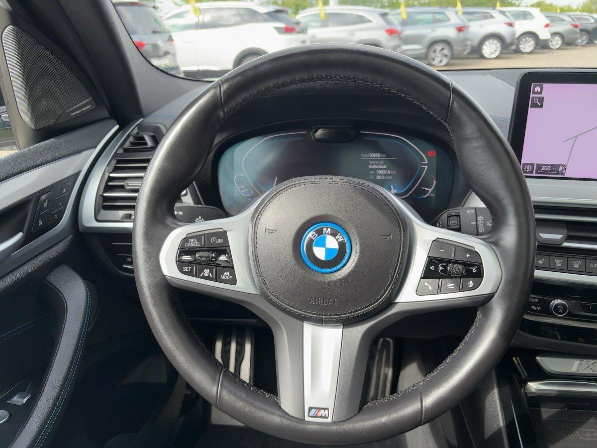 BMW iX3 Impressive AHK,AUTOM.,LED,Navi,SHZ,HUD,PDC