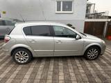 Opel Astra  Baujahr 2004 160000 Tsd Kilometer - Opel Astra: 160