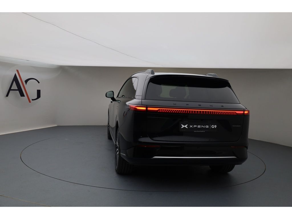 XPENG G9