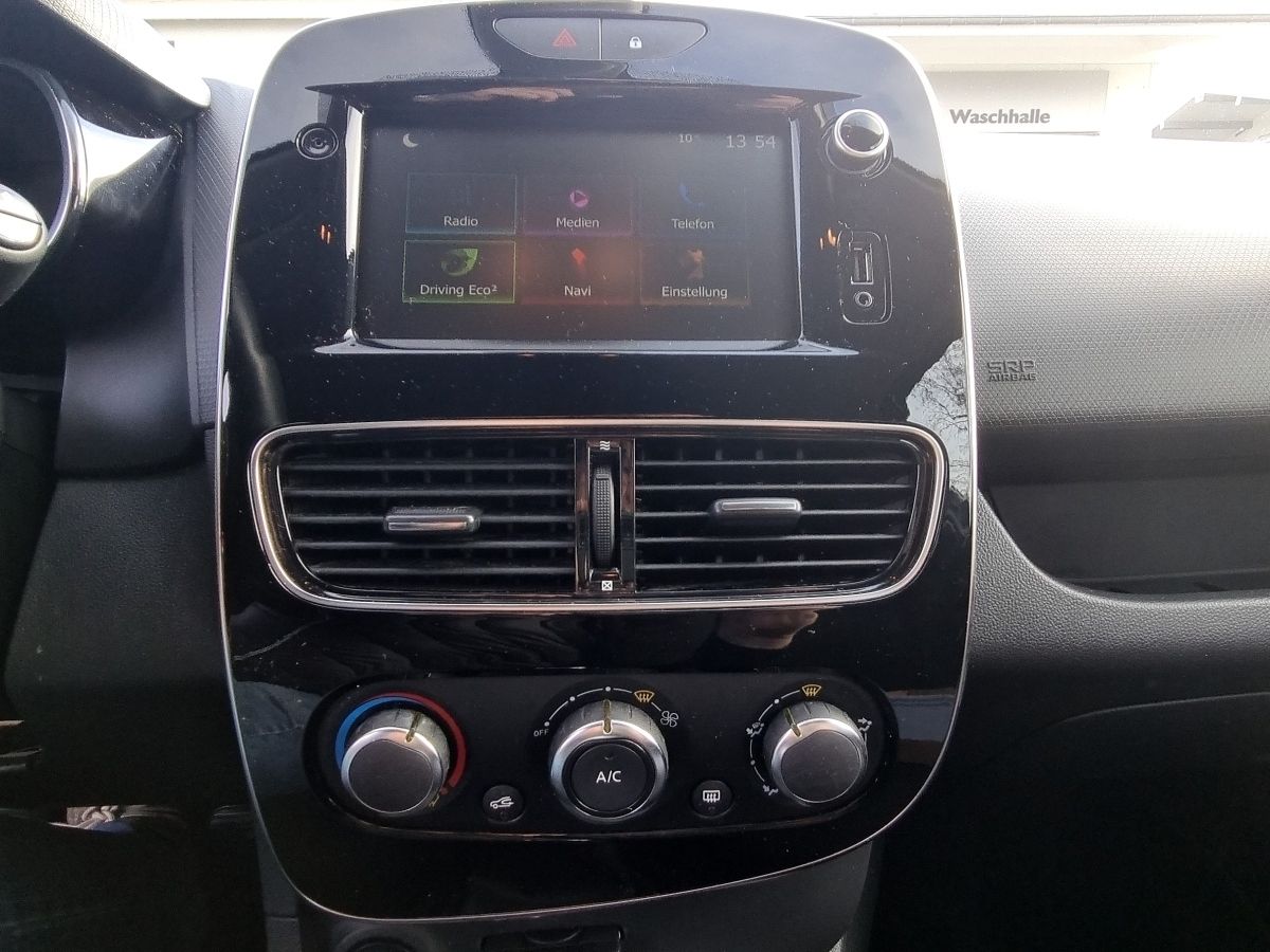 Fahrzeugabbildung Renault Clio Grandtour LIMITED TCe 90