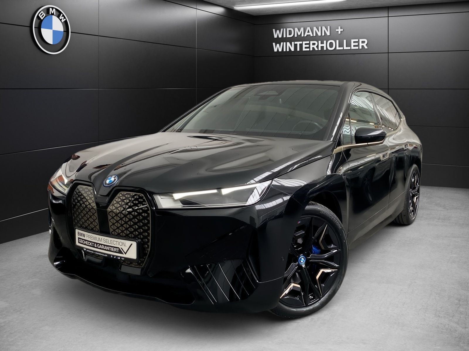BMW iX xDrive40 Sportpaket HUD LC Prof. DA+ 22´´ H/K