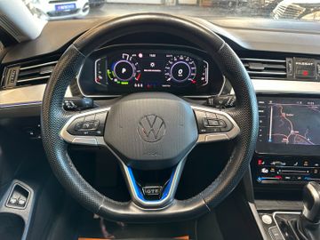 Volkswagen Passat GTE *Keyless*SitzHZ(VH)*3-Zonen*Massage*