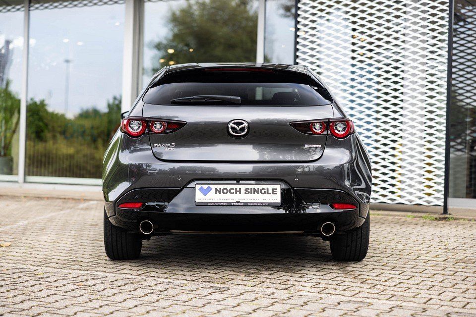 Fahrzeugabbildung Mazda 3 X 2.0i 186PS A/T AWD EXCLUSIVE COMB DASO DESI