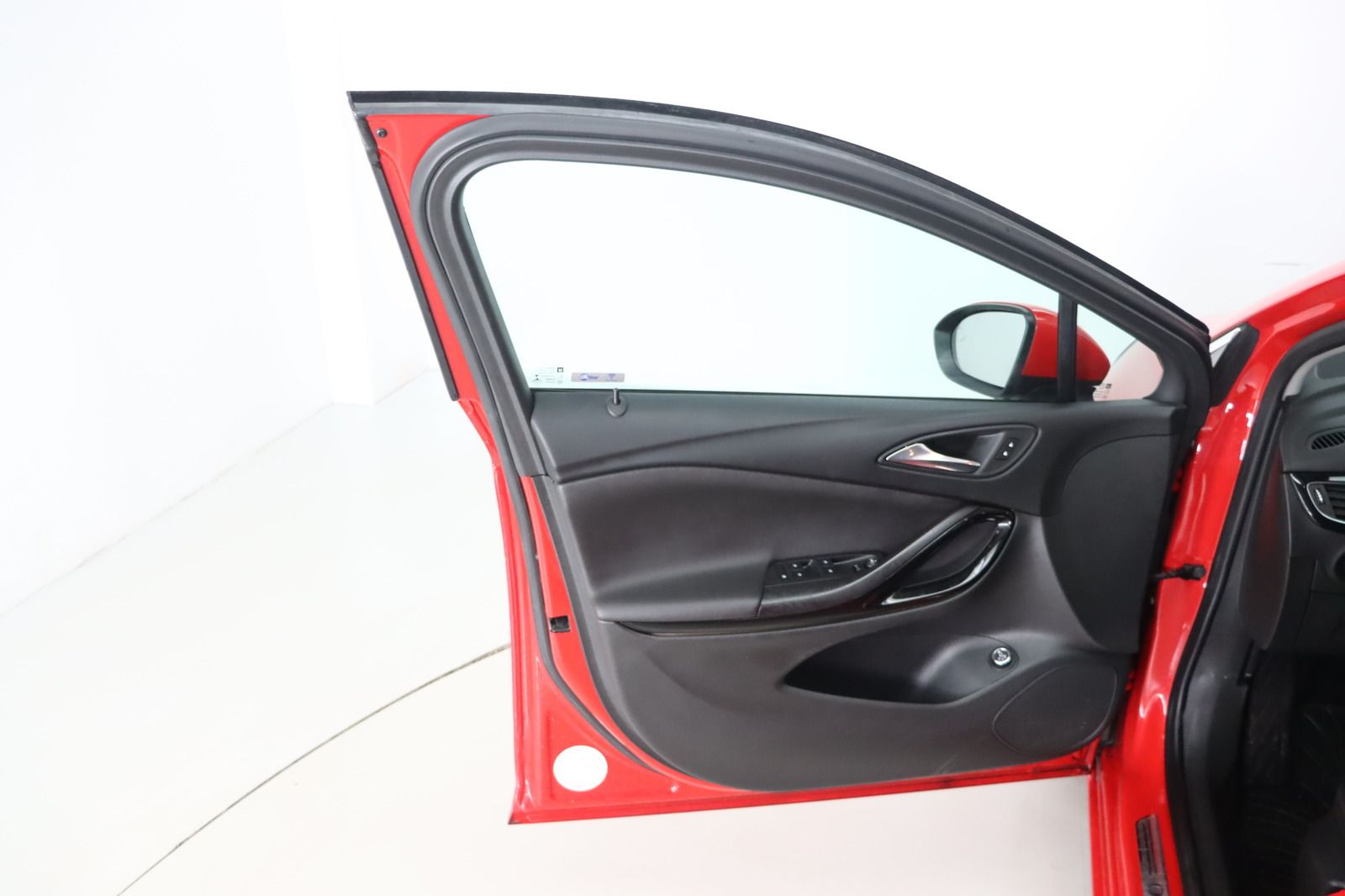 Fahrzeugabbildung Opel Astra K Sports Tourer 1.6i * LED * Navi