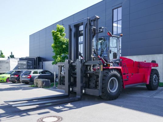 Kalmar DCG330-12