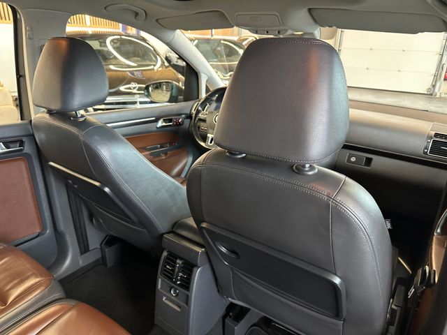 Volkswagen Touran Highline *AHK*Xenon*DAB*Klima*Navi*Kamera