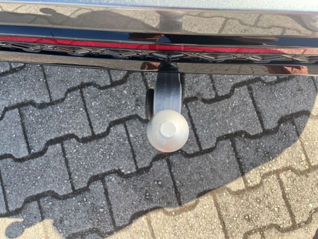Passat Variant R-Line 2,0 l TDI SCR 4MOTION DSG