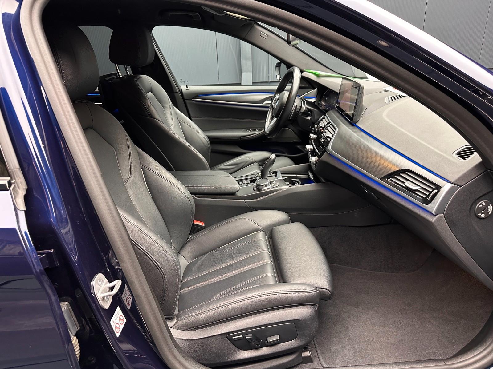 BMW 530d touring xDrive M-Sport *TV-Fond*19Zoll*INNO