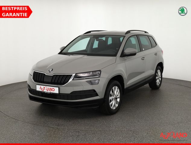 Skoda Karoq 1.0 TSI Style DAB LED SmartLink Allwetter