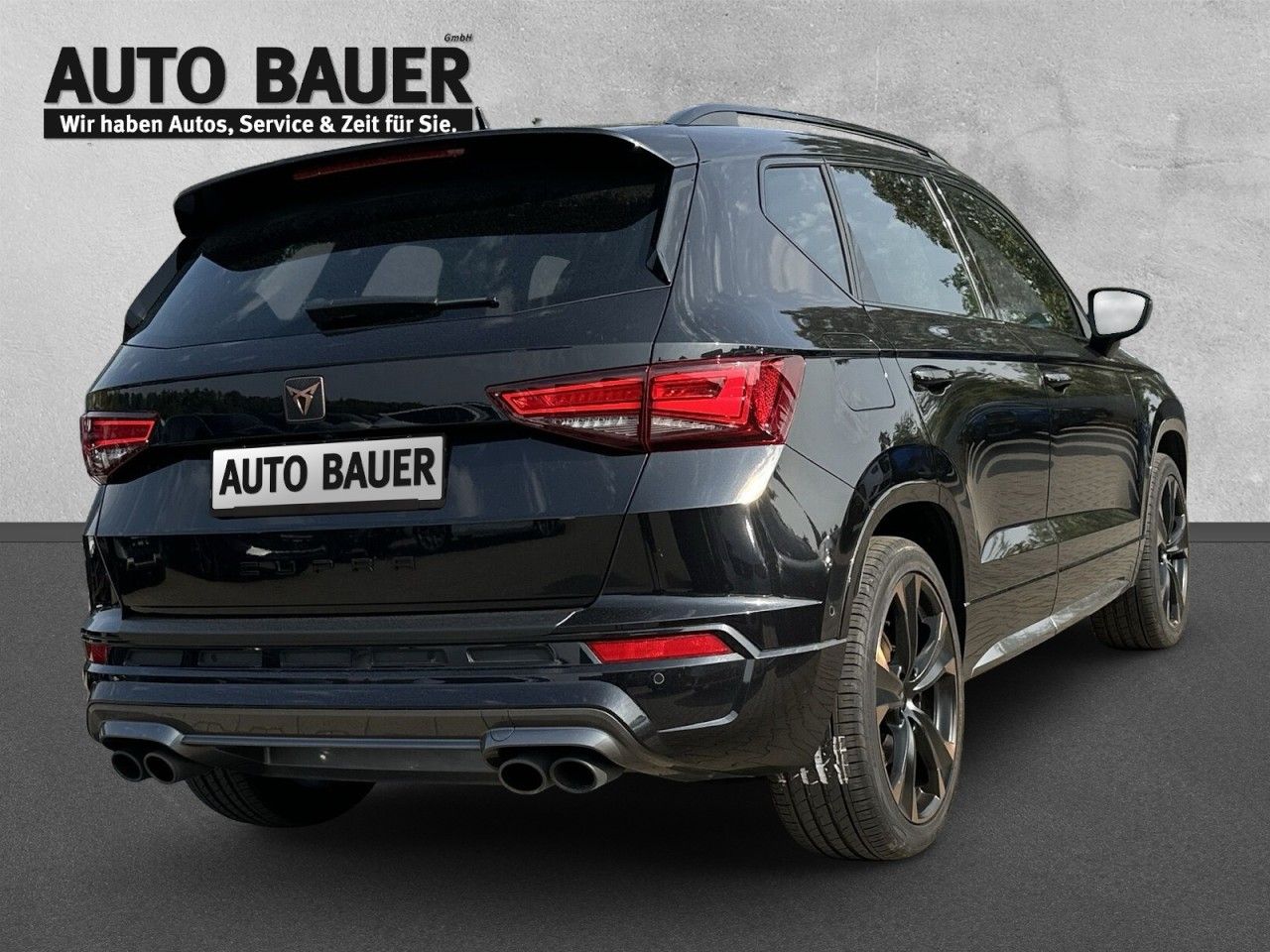 Fahrzeugabbildung CUPRA Ateca 2.0 TSI 221 kW (300 PS) 7-Gang DSG 4Drive - mit KI generiert/bearbeitet