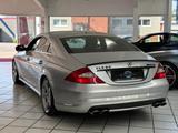 Mercedes-Benz CLS 63 AMG*HARMANK*XENON*CARBON*LEDER - Mercedes-Benz: Cls63