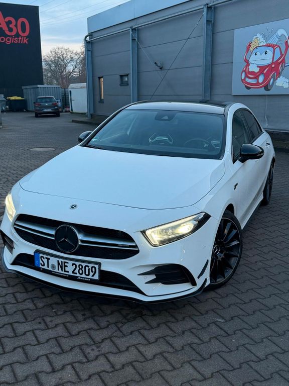 Image of Mercedes-Benz A 35 AMG