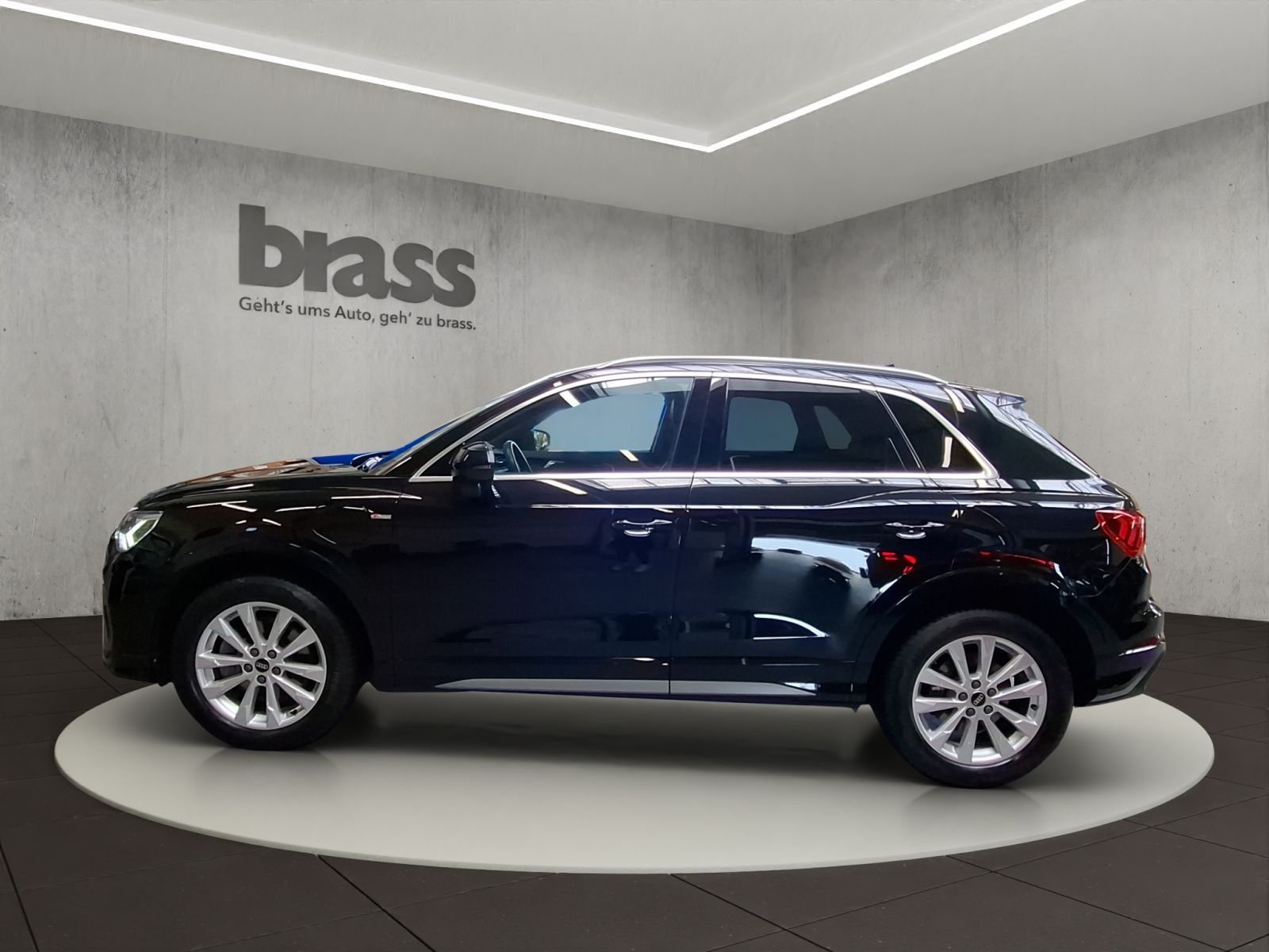 Audi Q3 TFSI e S line 45 e 110(150) kW(PS) S tronic imagem 2