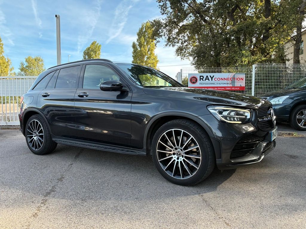 Image of Mercedes-Benz GLC 300