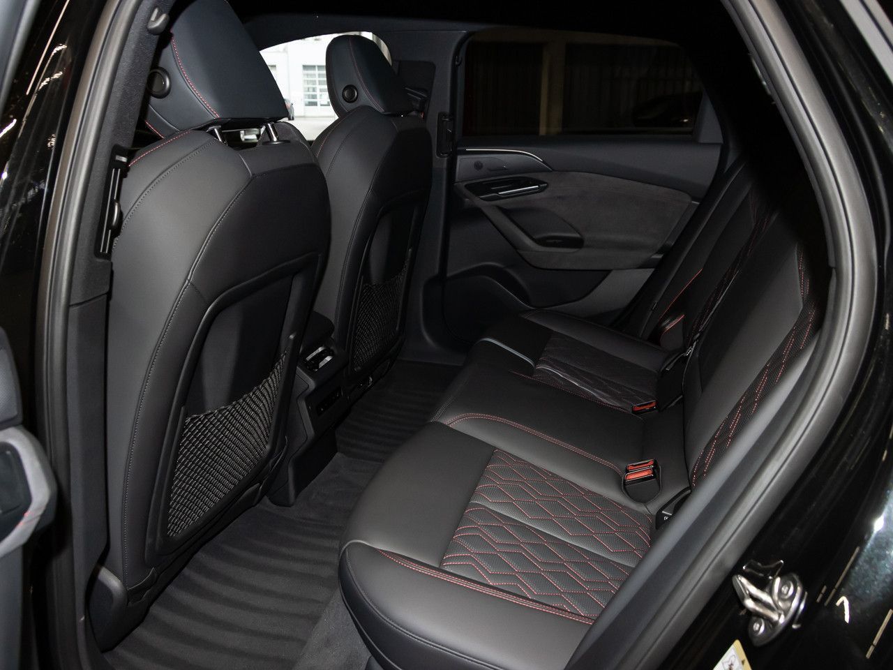 Audi S6 e-tron - Bild 16