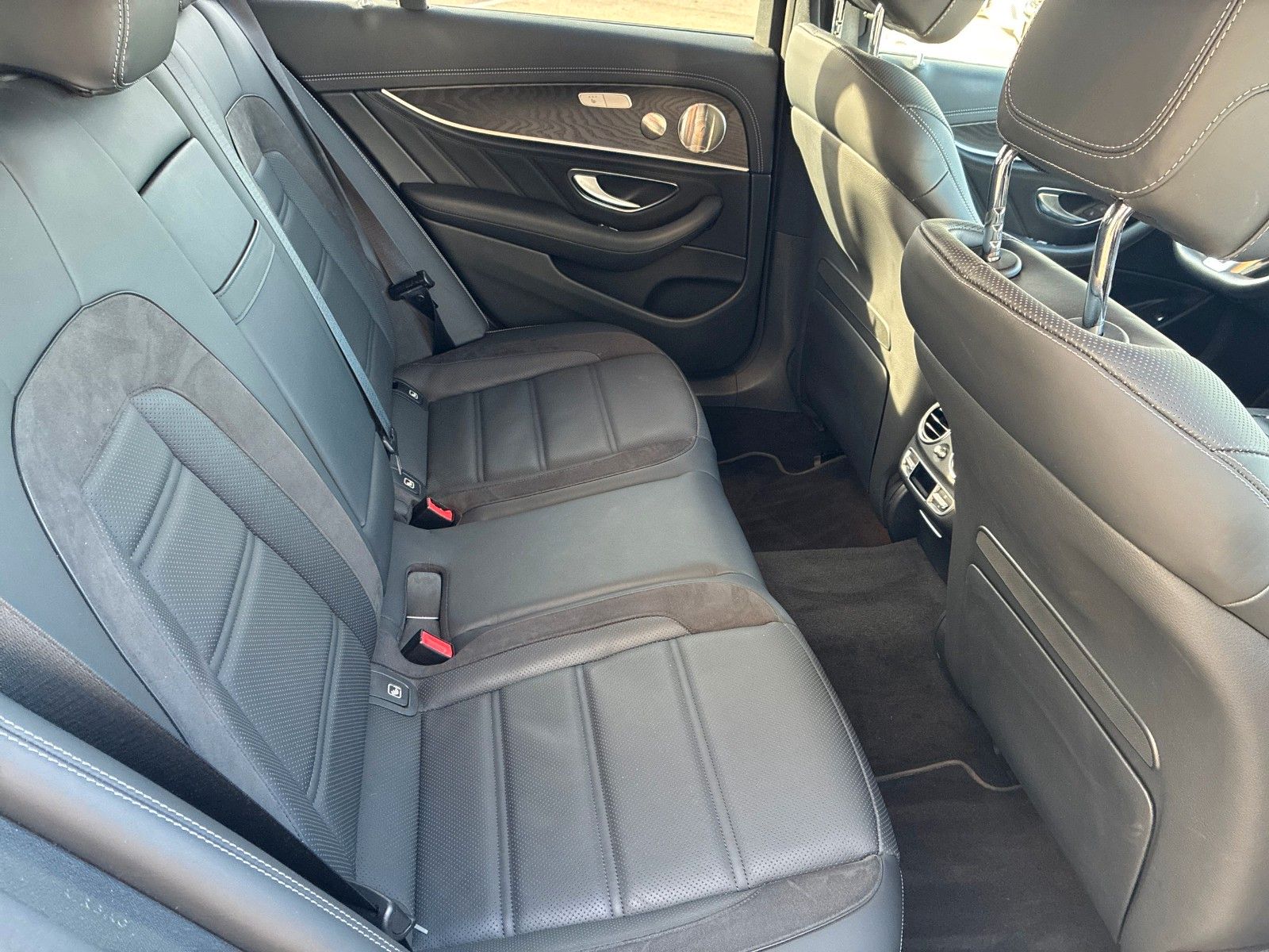 Fahrzeugabbildung Mercedes-Benz E 53 AMG E -Klasse T-Modell, ACCTEMPOMAT, KAMERA