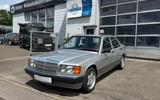 Mercedes-Benz 190E 1.8, Topzustand, Automatik, SSD, H-Zul. - silberne Mercedes-Benz 190