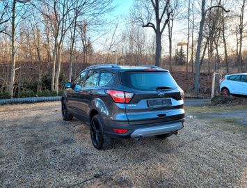 Ford Kuga - 3
