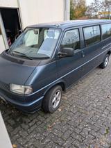 Volkswagen VW T4 Caravelle, langer Radstand - Volkswagen T4 Caravelle aus 1991
