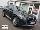BMW X4 xDrive 30 i Autom AHK Laser Panorama ACC Lede - schwarze BMW X4
