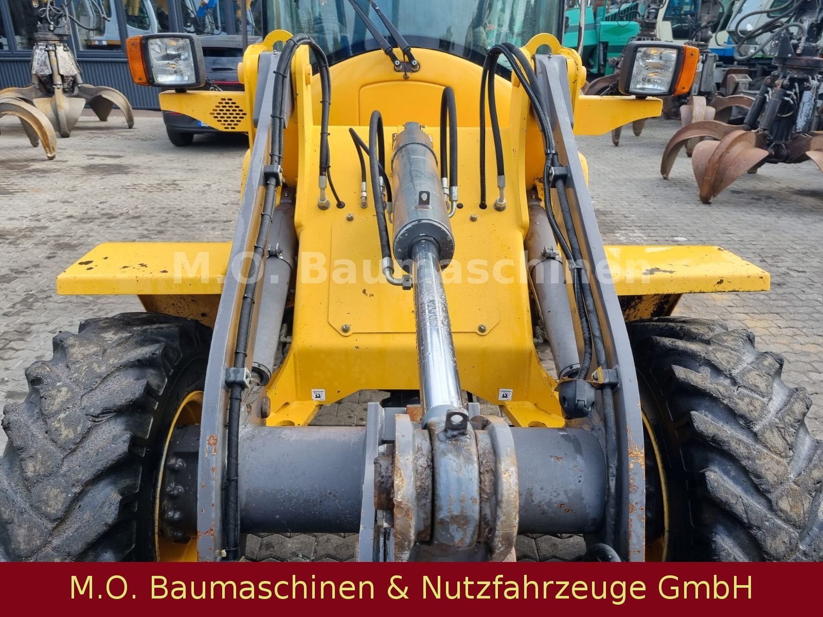 Fahrzeugabbildung Volvo L 30 G / SW / Klappschaufel / Gabel /