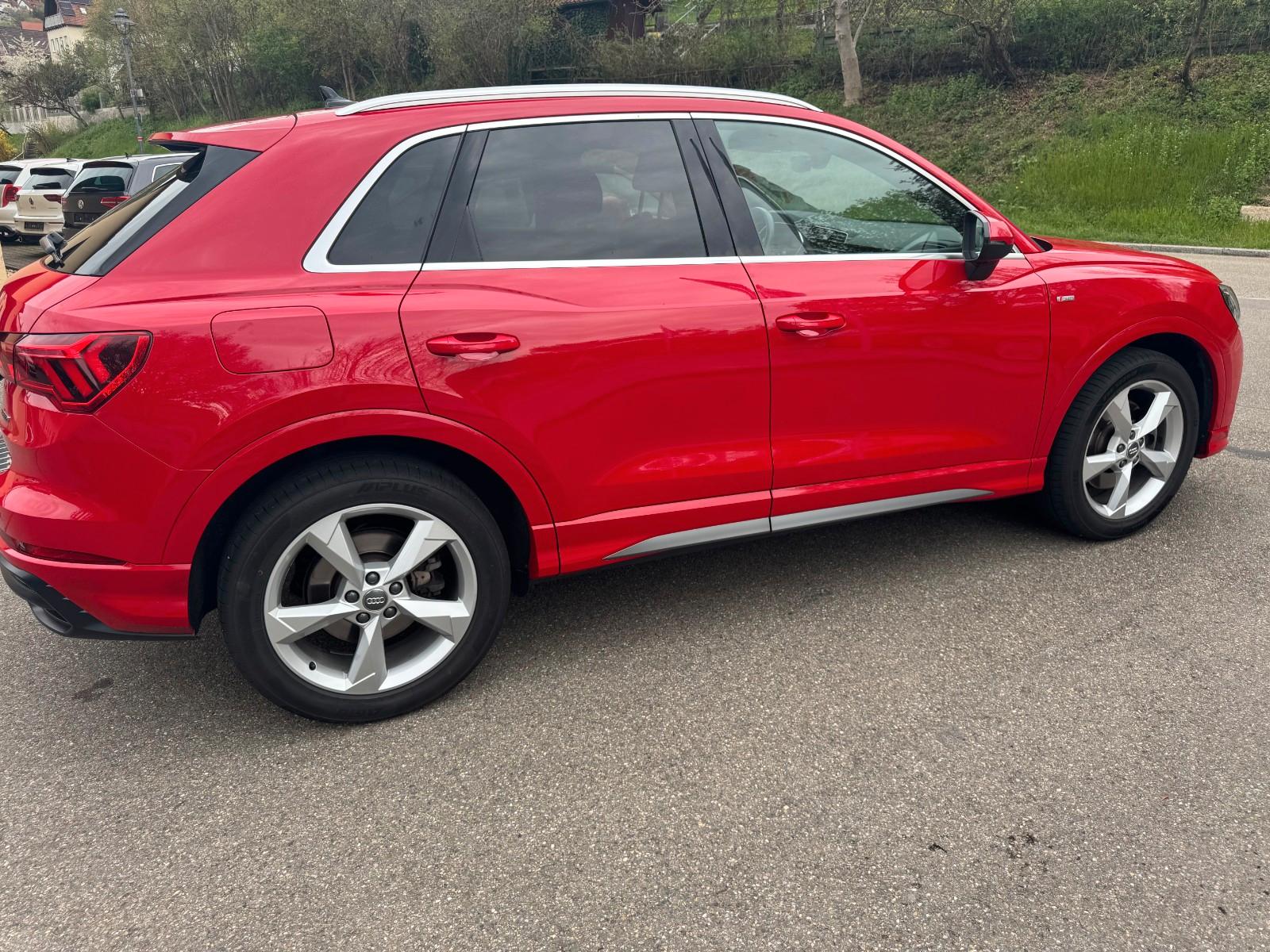 Audi Q3 40 TFSI quattro S line