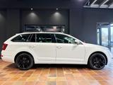 Skoda OCTAVIA COMBI TDI 4x4 AMBITION SHZ TEMPO 2Z-KLIM - Skoda Octavia Ambition mit Diesel-Antrieb