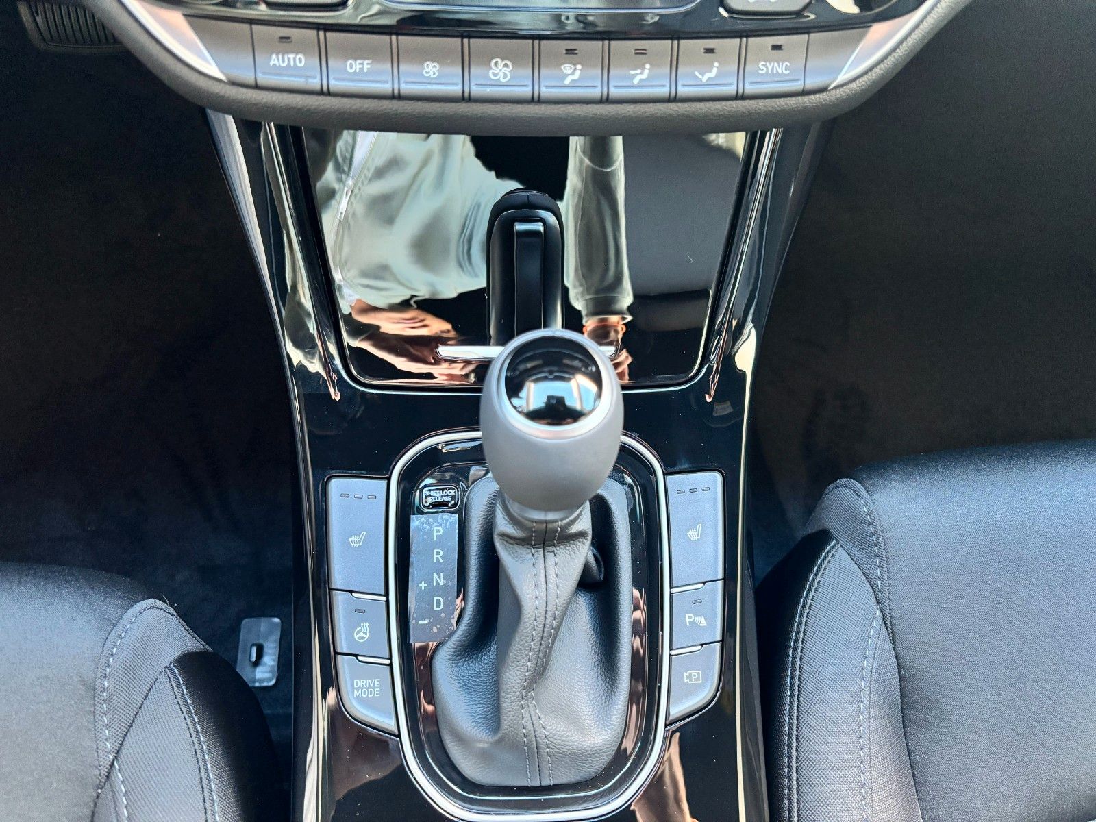 Fahrzeugabbildung Hyundai i30 Advantage Plus-Paket Toterwinkel/Navi!