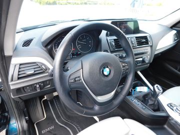 BMW 118 - 12