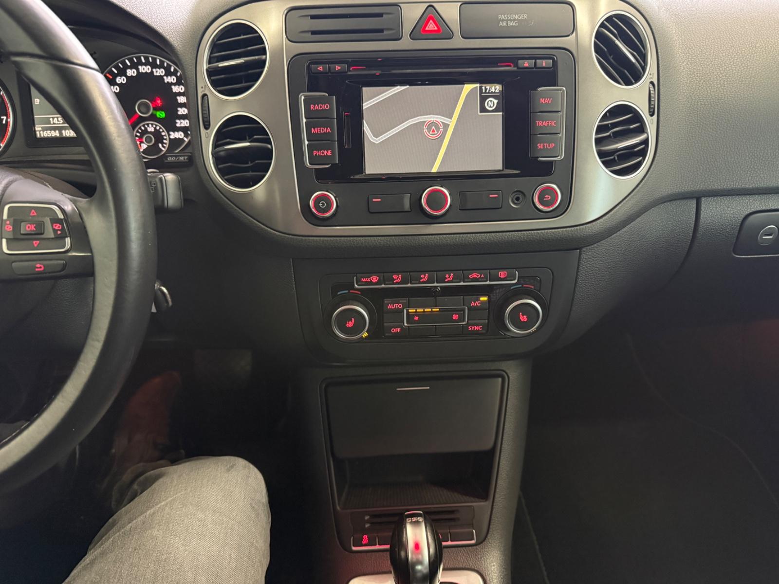 Volkswagen Golf Plus 1.4 TSI*AUTO*NAVI*TMP*PDC*AHK*SHZ*KLIM