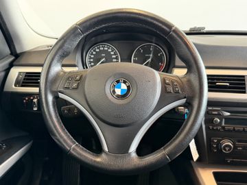BMW 318 - 9