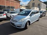 Toyota Corolla Verso 2.2 D-CAT Sol (KEIN TUV) - Toyota Corolla Verso: 7sitzer