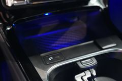 MERCEDES-BENZ A 250e AMG*AMBIENTE*CAM*LED*NAVI*BUSINESS-PAKET*