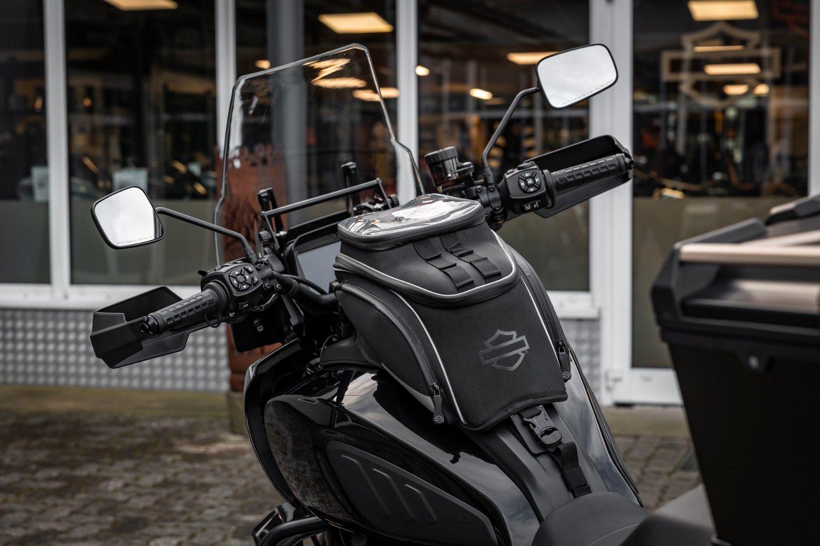 Fahrzeugabbildung Harley-Davidson RA1250S Pan America Special - TOURING PAKET