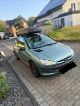 Peugeot 206 noch mit Tüv 2/2027  - Peugeot 206: Grün