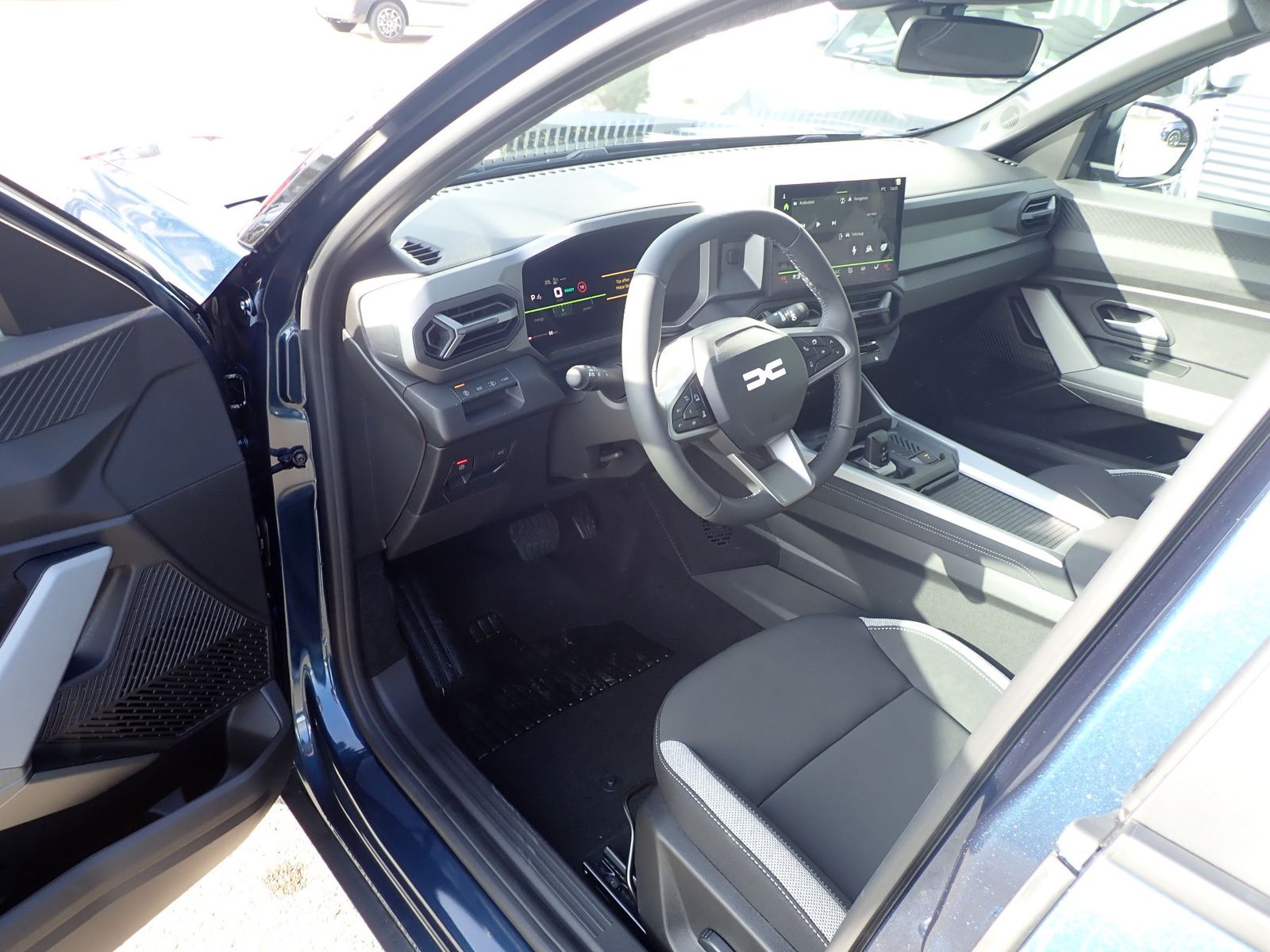 Fahrzeugabbildung Dacia Bigster Journey HYBRID 155