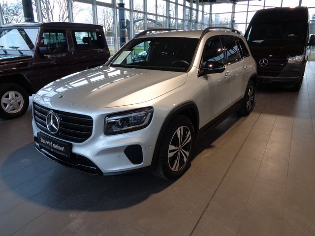 MERCEDES-BENZ GLB 200 d,NAVI,LED,AHK,KAMERA,NIGHT,NP:56.989,-