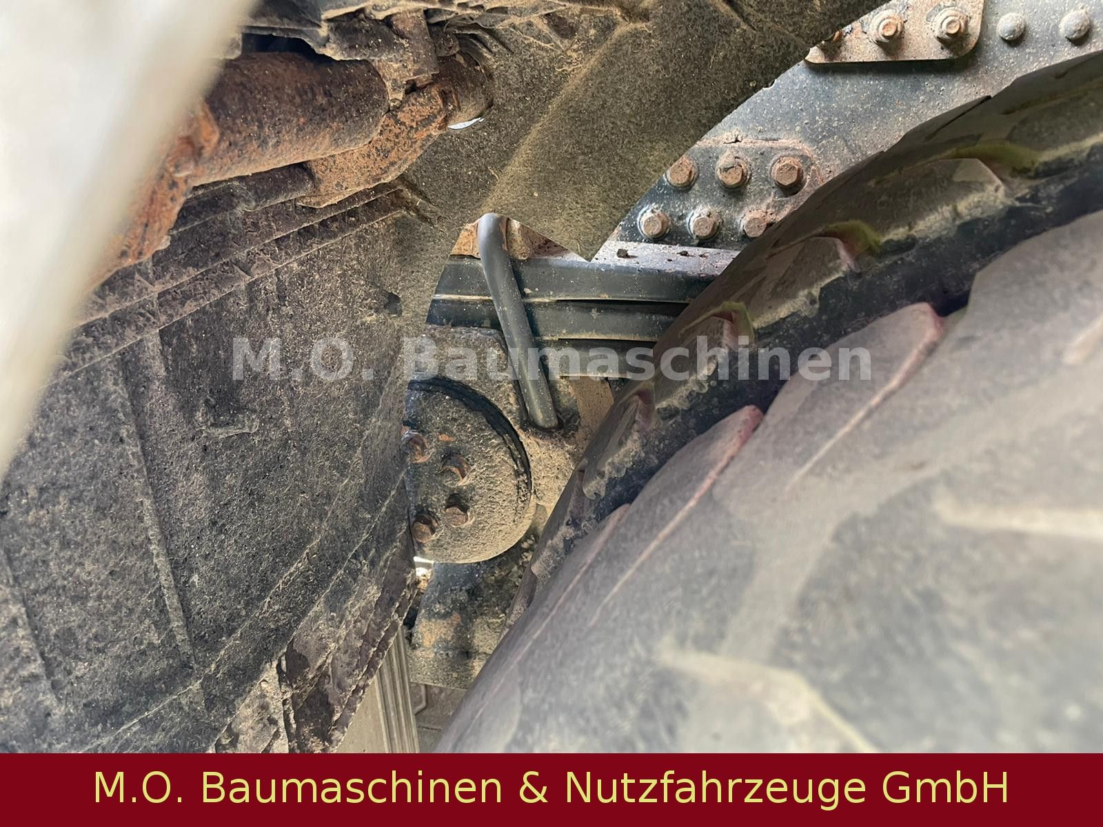 Fahrzeugabbildung MAN TGA 35.400 / AC / 8x4 / Euro 4 / 3.Seitenkipper/