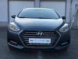 Hyundai i40 1.7 CRDi Premium Blue / Allwetterreifen / Sc - Hyundai i40 mit Diesel-Antrieb: Kombi, 1.7