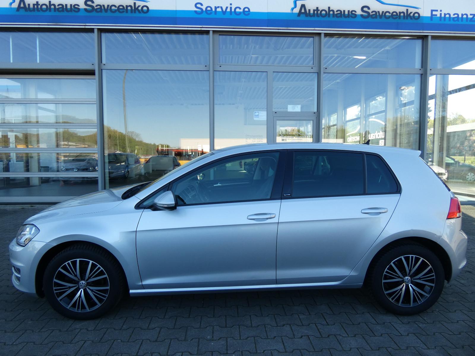 Volkswagen Golf VII Allstar BMT*2 HAND*SHZ*TÜV03/28*5-TÜR*