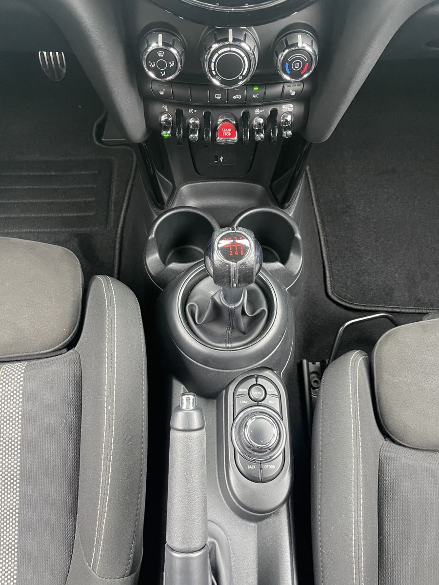 Fahrzeugabbildung MINI John Cooper Works Cabrio NAV+LED+KAMERA+17ZO+PP