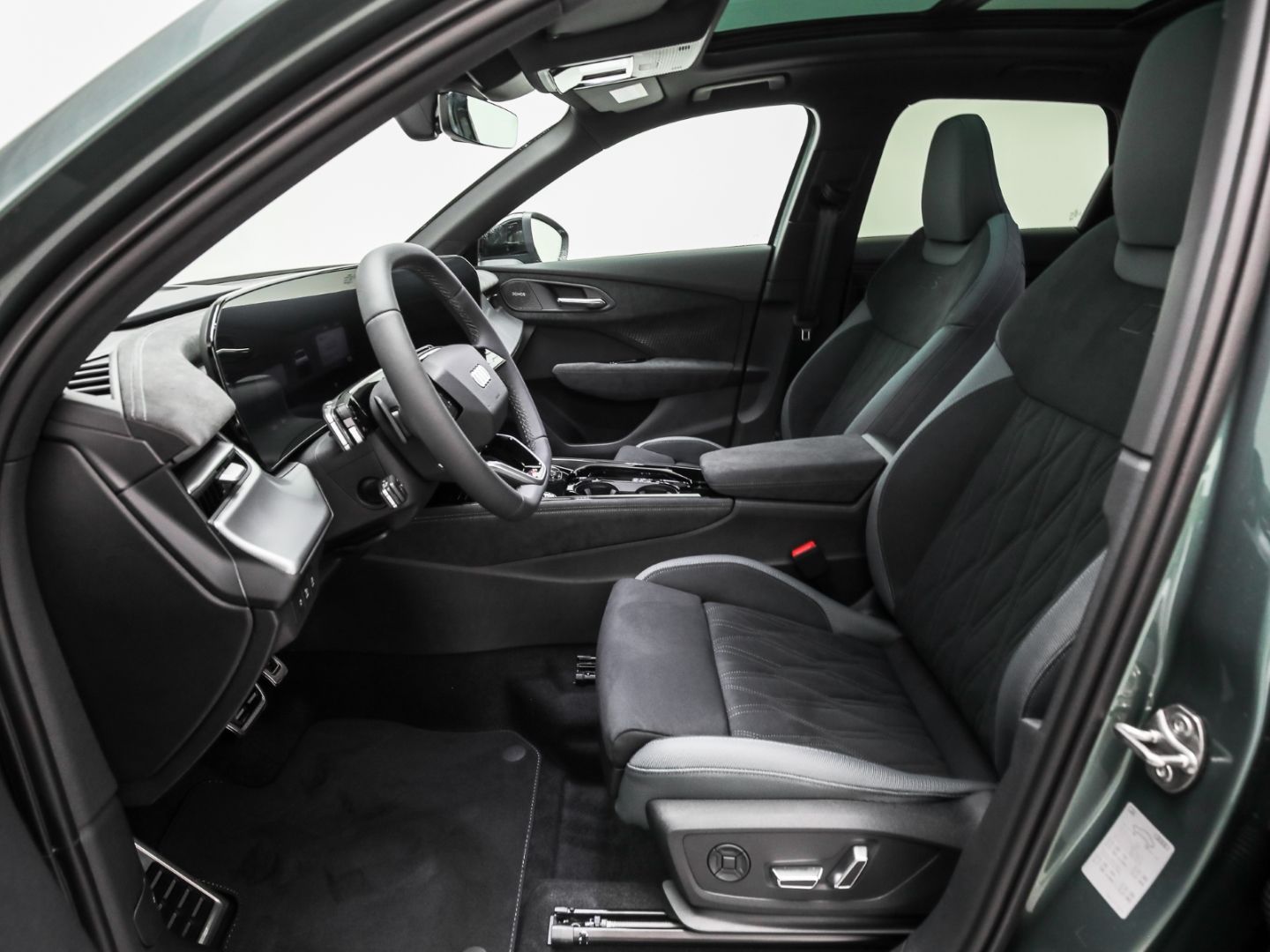 Audi Q3 e-hybrid S line Pano DigMatrix TechPro foto 6