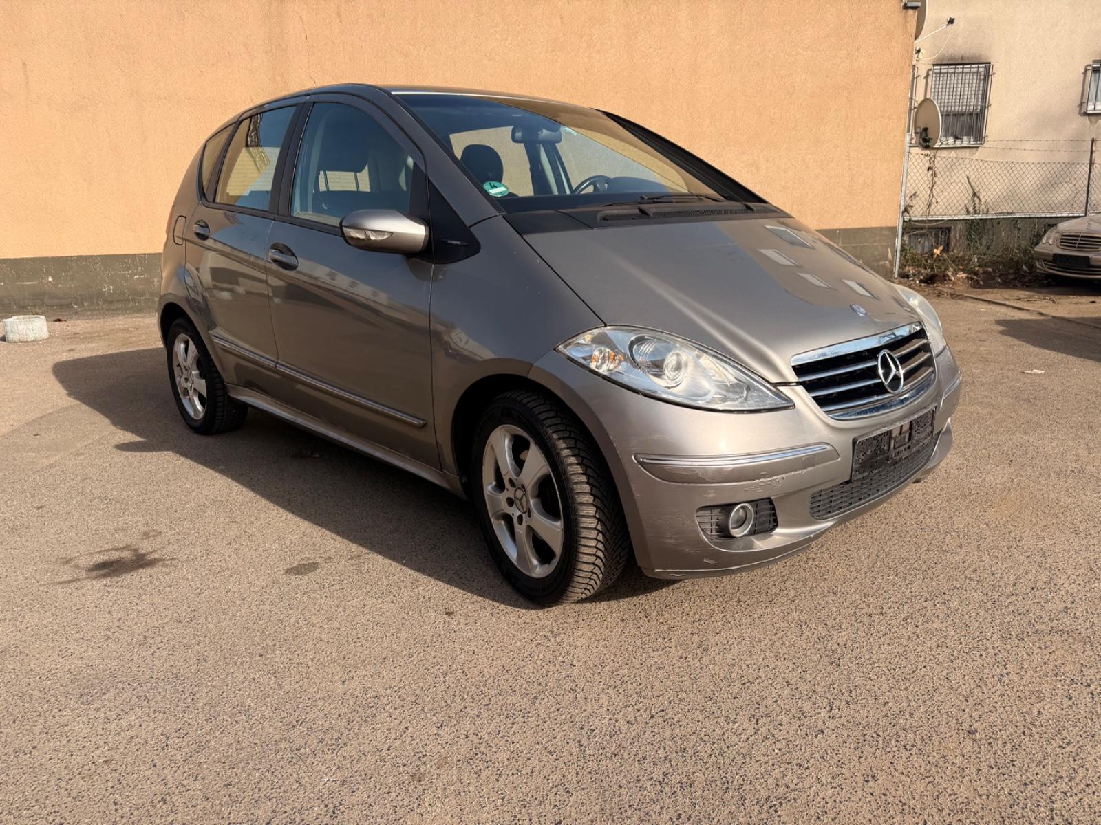 Mercedes-Benz A 170 Avantgarde TÜV/SERVİCE NEU!