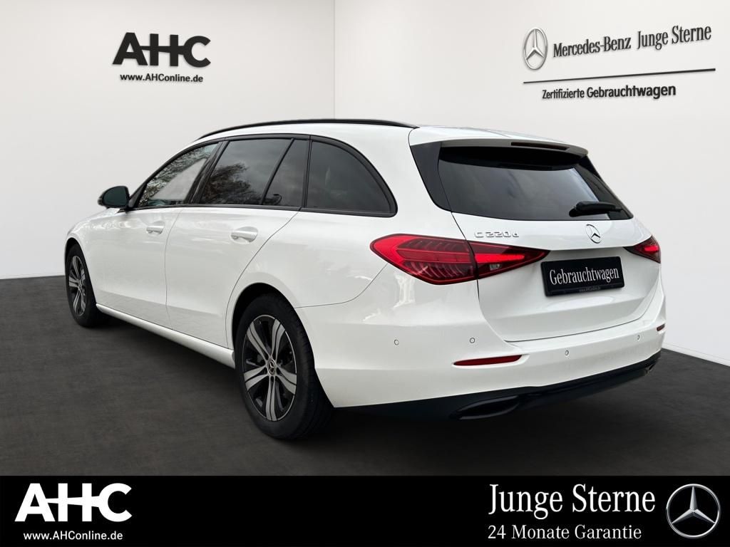 Fahrzeugabbildung Mercedes-Benz C 220 dT Night ACC SDHZ 360° LED HUD SHZ Ambie.