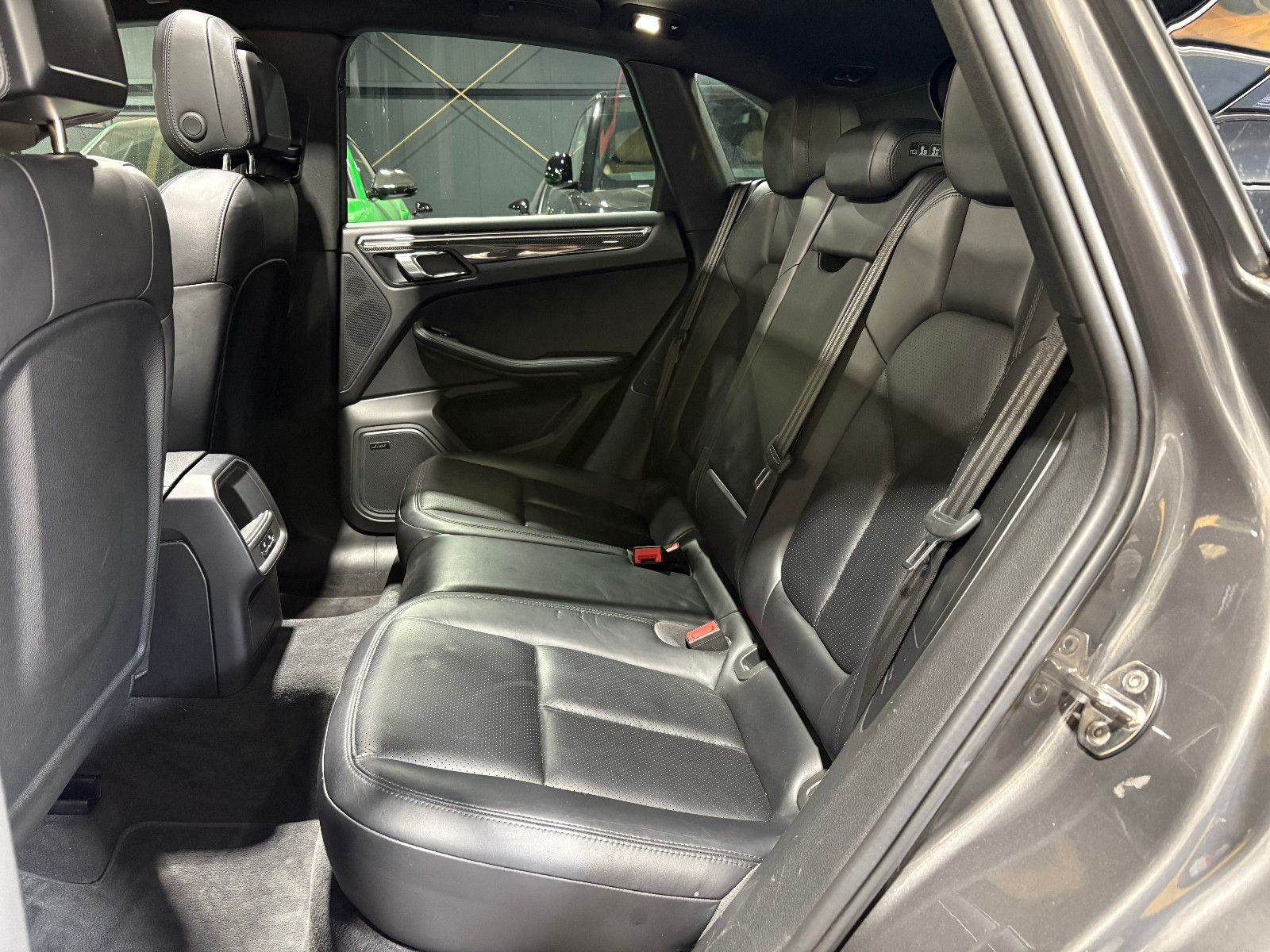 Fahrzeugabbildung Porsche Macan S Diesel/PANO/360°/MEMORY/SOUND/SHZ
