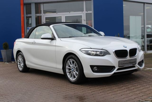 BMW 220i Cabrio Aut. Advantage