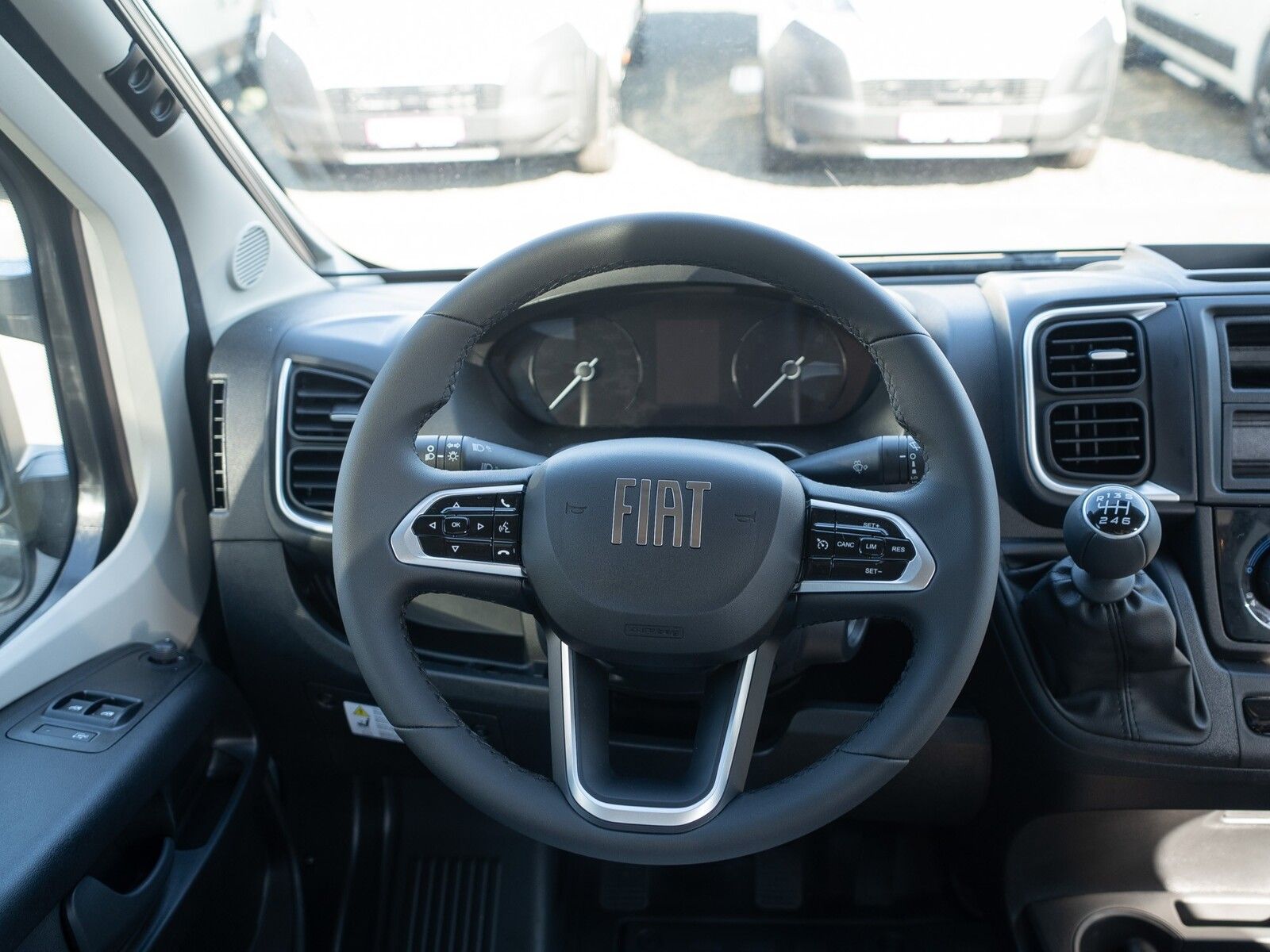 Fahrzeugabbildung Sunlight Adventure Cliff RT 600 Dieselheizung*Faltverdunk